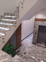 Central Stylish & Cosy Spacious 2 Bedrooms Apartment In The Heart Of Tangier Close To Ibnou Batouta Stadium - Chambres d'hôtes Tanger