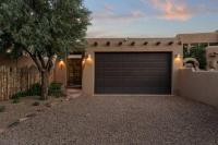 Scenic Santa Fe Downtown Escape - B&B