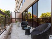 Stay in the Heart of Lisbon-Altis Suites Hotel - B&B