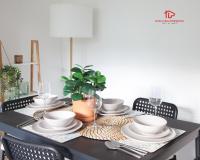 Trendy 7-Bed Home for Contractors & Families in St Helens - B&B St Helens