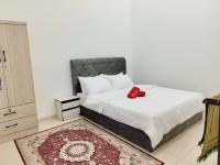NASUHA HOMESTAY 3 TEMERLOH Semi-D House, 3 Bedroom, 2 Bathroom, 4 Unit Aircond, Free Wifi and Netflix - Chambres d'hôtes Temerluh