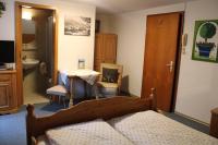 Doppelzimmer mit Gartenblick