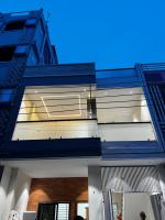 Trilok Home Stay - B&B