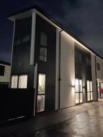 5 bedroom house at the heart of Auckland Airport - Chambres d'hôtes Auckland