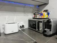 Modern apartment near McKenzie beach - B&B Larnaka