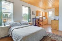 Las Cruces Studio about 3 Mi to NMSU! - Chambres d’hôtes Las Cruces