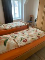 Ferienwohnung 2 Zimmer 55 qm Betten trennbar 1 Stock - Ferienwohnung
