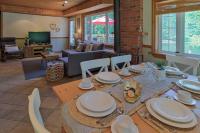 Chalet du Domaine Spa privé et lac - B&B Saint-Adolphe-d'Howard