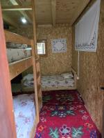 Doppel- oder Zweibettzimmer