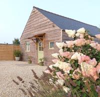 Charming Countryside Chalet - B&B