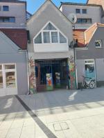 Apartman "INSOMNIA" u samom centru grada, udaljen 100 metara od glavnog gradskog trga, sa BESPLATNIM PARKIRALIŠTEM !!! - B&B