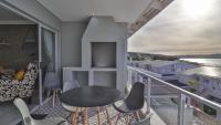 Air conditioned Mossel Bay Ocean View Apartment - De Bakke Terrace - B&B Mossel Bay