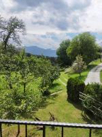 Idyllische Süd-Wohnung in Wörtherseenähe für zwei Personen - Chambres d'hôtes Schiefling am See