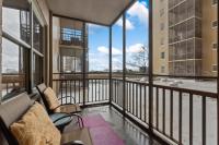 Downtown Studio - Panoramic Views - Walk-friendly - B&B
