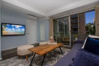 Hawaii Style Centrally located with full kitchen - B&B Honolulu