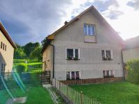 Priestranný dom v malebnom prostredí Liptova - B&B