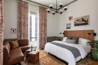 King Room with Spa Bath