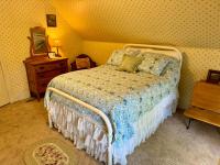 Double Room with Shared Toilet