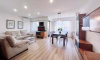 Lovely 3-Bedroom Apartment 15 Minutes from Beach - Bed and Breakfast Valencia