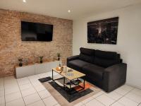 Charming studio near from CDG airport - Bed and Breakfast