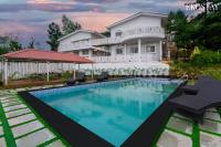EKOSTAY Gold - White Swan Villa 6BHK - Chambres d'hôtes Pānchgani