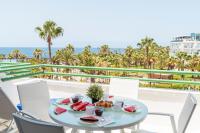 Apartment in beachfront complex in El Duque area, Costa Adeje - Chambres d’hôtes