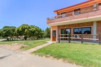 Countryside Villa Private Swimming Pool - Bed and Breakfast