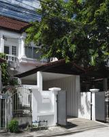 Flat and Fur 2BR Mid-Century 3mins to Nimman Airport - B&B Chiang Mai