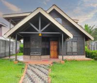 The Toucan Nest - AC, Gated & Pool - B&B
