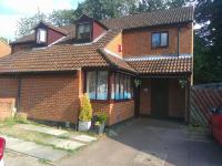 Real Home In Northampton - B&B