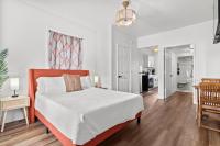 Luxury Studio with Modern Amenities in Vibrant Downtown St Pete - Chambres d’hôtes