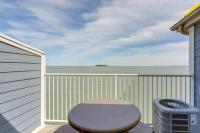 Waterfront Middle Bass Condo with Lake Erie Views! - Chambres d’hôtes Middle Bass