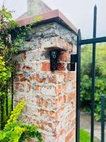 Dom z ogrodem w zaciszu W-wy - B&B