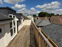New! Central Penthouse, King Size Bed & Balconies - Ferienwohnung