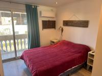 ApartaHotel Lacatedral - Ferienwohnung Reconquista