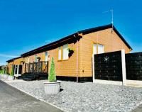 Tulip Cabin with Hot Tub - B&B York