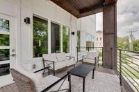 Spacious 2BD-Close To Everything - B&B