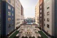 Chateau de Capri Nashville w Pool Gym Free Parking - B&B Nashville