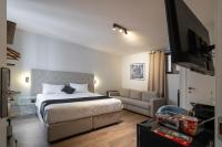 Großes Doppel-/Zweibettzimmer