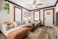 Mid-Century Bohemian Escape - B&B Peoria Heights