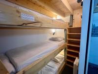 Altaïr 06 - Appartement - 5 à 10 personnes – RDC – 1 chambre + mezzanine - 30m2