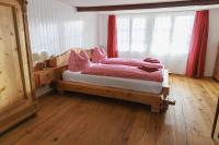 Charming Alpine Retreat by Apartments Capricorn - B&B Gsteigwiler