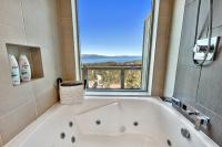 MV55 Lakeview townhome on the Ridge with Hot tub - Chambres d'hôtes Stateline