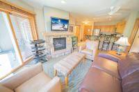 Expedition Station 8597 by SummitCove Lodging - B&B