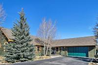 Evergreen Ranch Family Vacation Home, Sleeps 8, Private Hot Tub - Chambres d'hôtes Granby