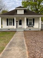 3BR Near Motor Speedway | Deck | Fenced Backyard - B&B Concord