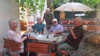 Vierbettzimmer mit Dusche