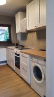 Kawalerka 40 m 2 osoby ulica Porzeczkowa Torun - Chambres d'hôtes Toruń