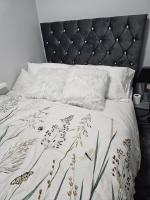 WOREM HOUSe-2 FOR 1 - B&B Manchester