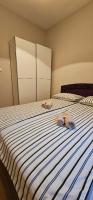 Appartamento con 2 Camere da Letto e Vista Lago